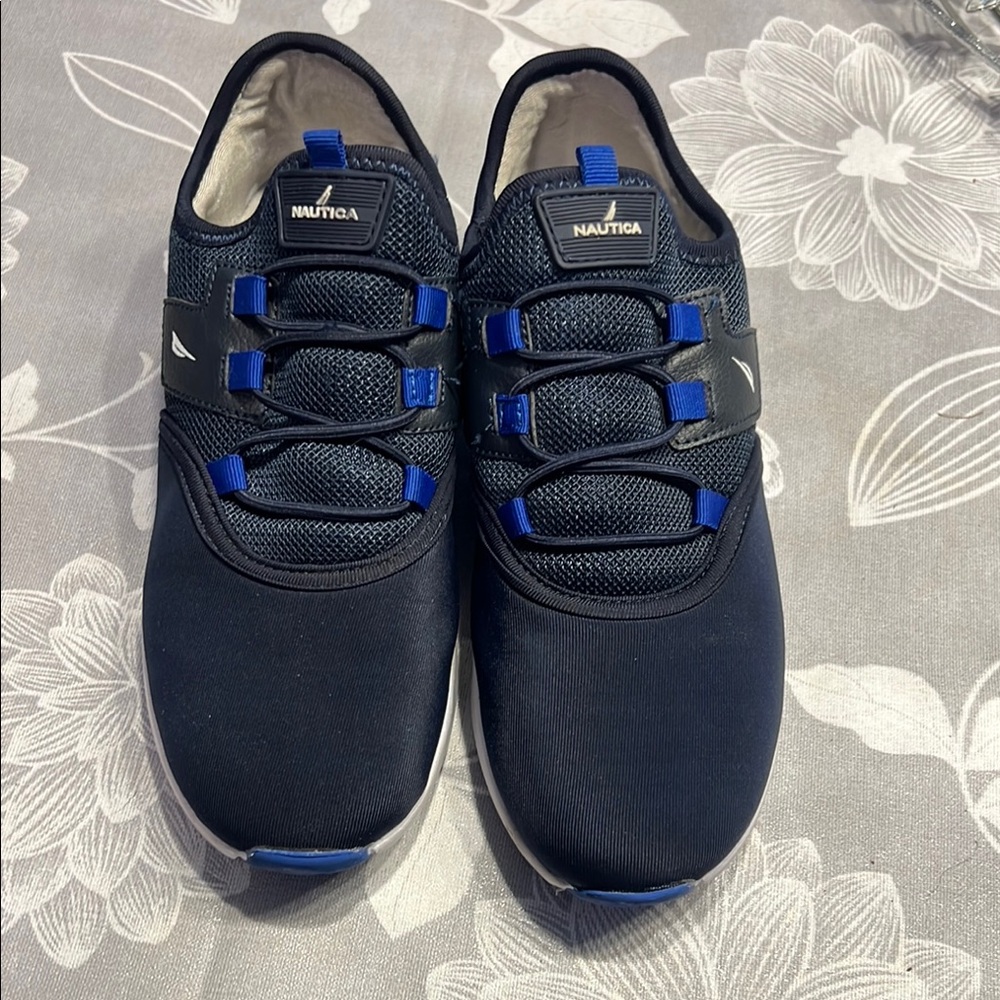 Boys Nautica Blue Sneakers, slip on